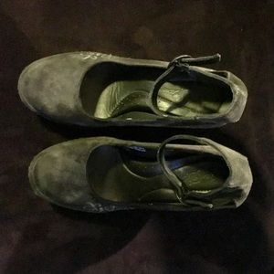 Born Crown Ankle Strap Pump